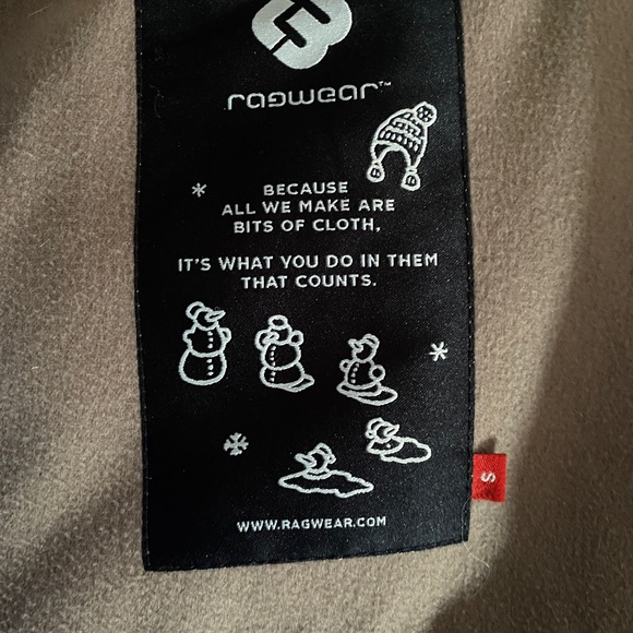 Sophisticated, warm Ragwear coat - Picture 9 of 9